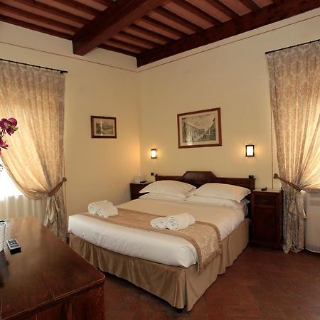 Palazzo Mari Hotel San Gimignano Bagian luar foto