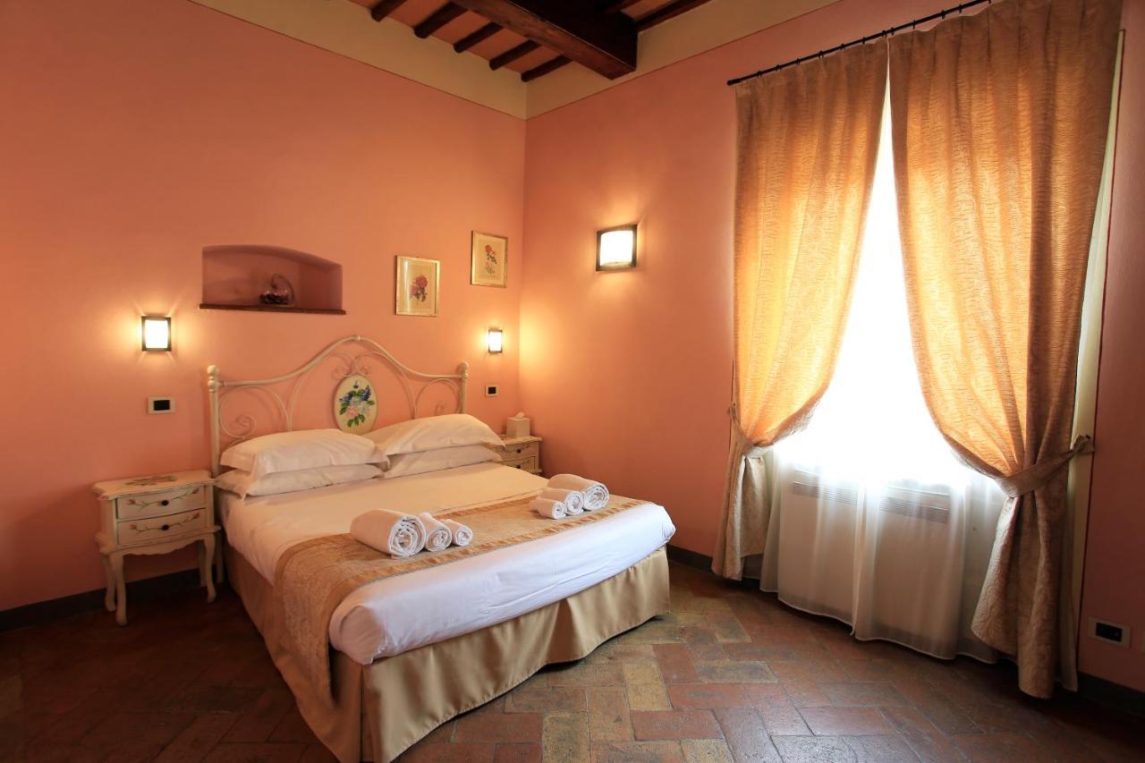 Palazzo Mari Hotel San Gimignano Bagian luar foto