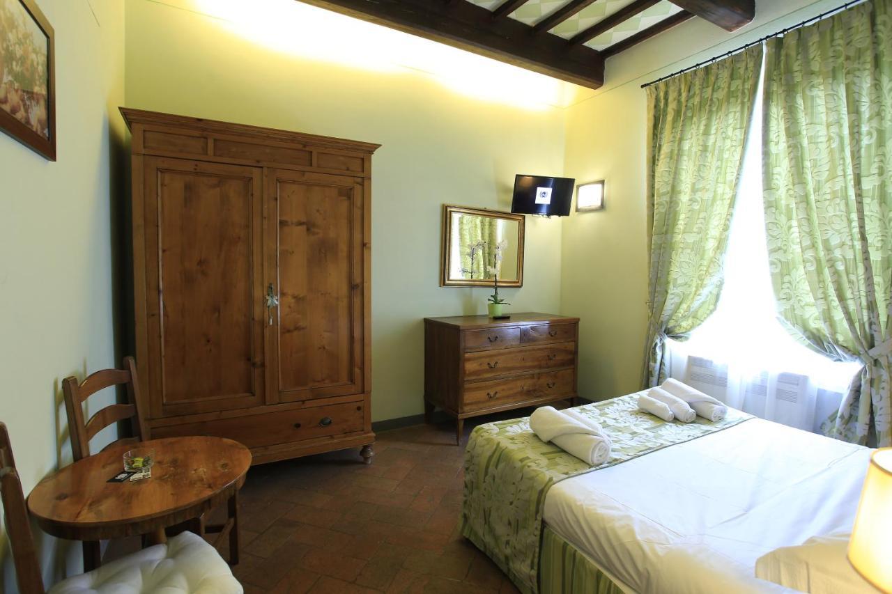 Palazzo Mari Hotel San Gimignano Bagian luar foto