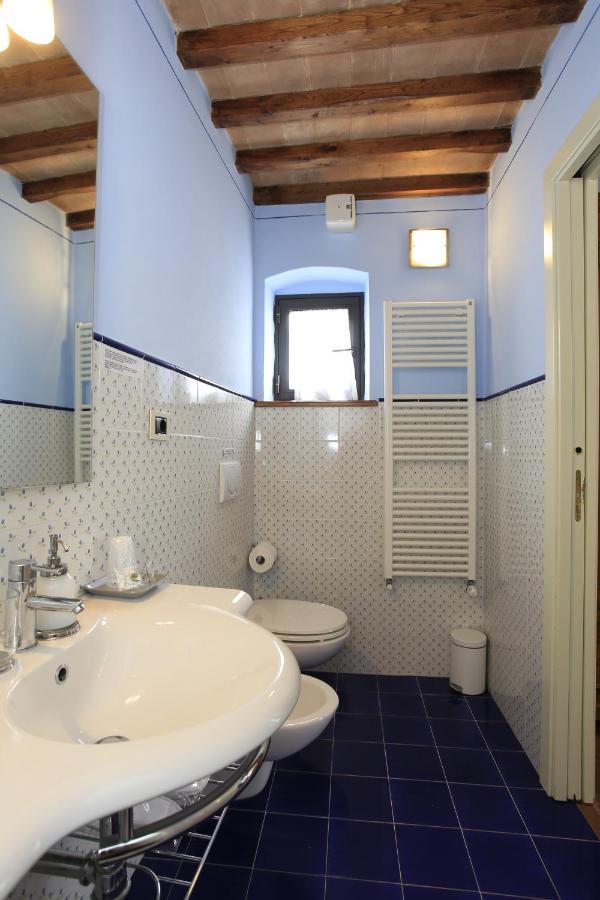 Palazzo Mari Hotel San Gimignano Bagian luar foto